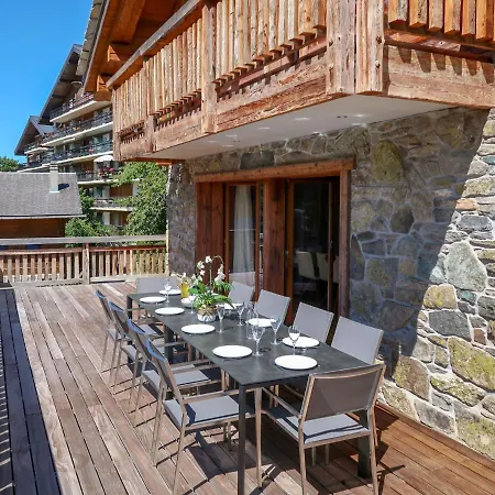Chalet Chalet Les Cimes *