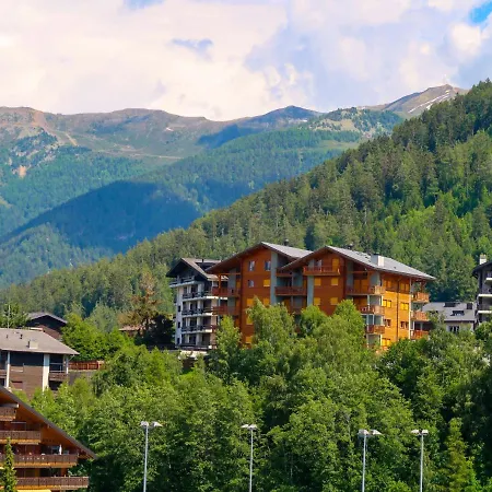 Chalet Les Cimes Chalet